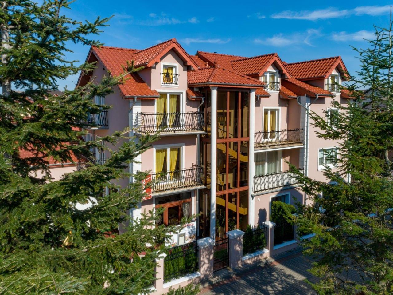 Pensjonat Marynarski - Apartamenty Darlowko Exterior foto