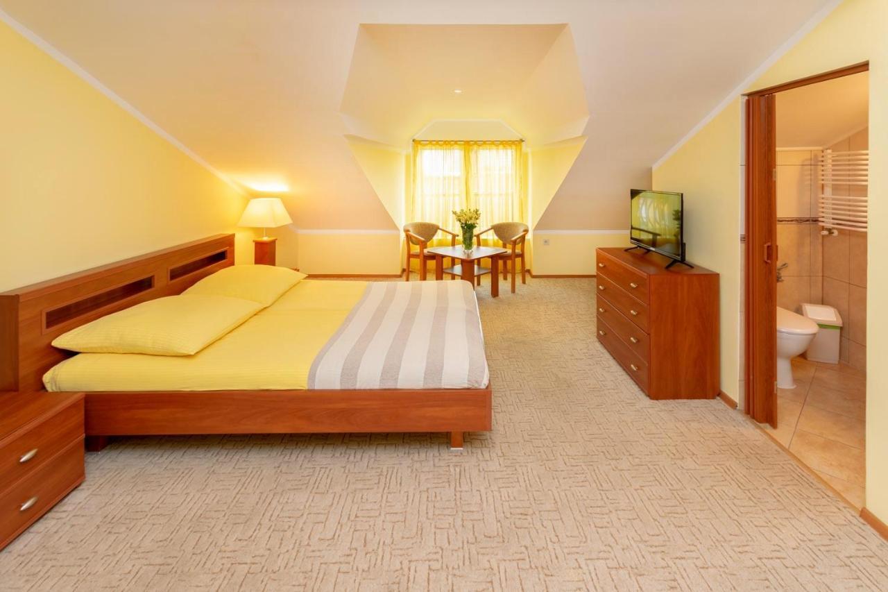 Pensjonat Marynarski - Apartamenty Darlowko Exterior foto